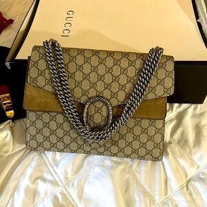 Gucci GG Supreme Monogram Large Shoulder Bag